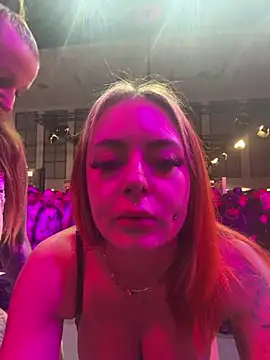 ObviouslyPeachy Live XXX-Chat