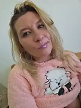 KaylinJan élő XXX-chatje