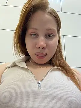 SlavicCandy's Live XXX Chat