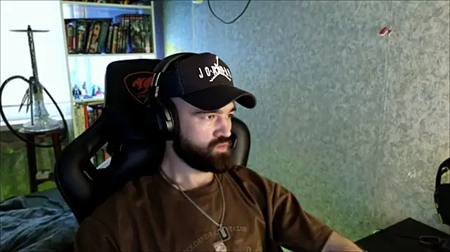 _Serious_Man Chat XXX live