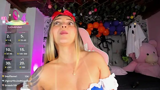 Chat +18 de LucyRosse ao vivo