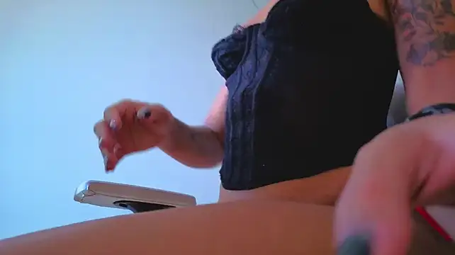 miiaboss_ XXX чат на живо