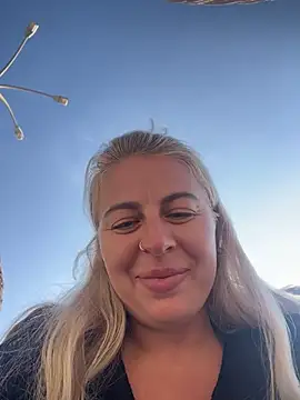 Lisorine live XXX chat