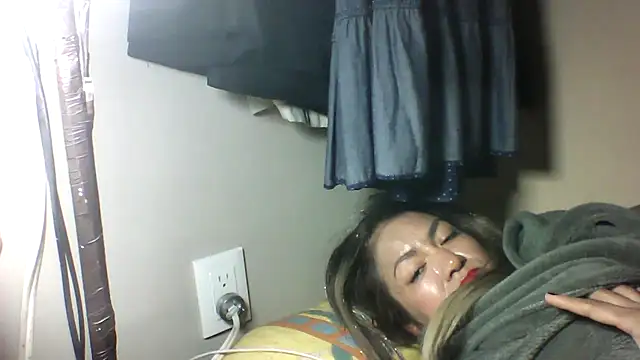 Zael76 Chat XXX in diretta