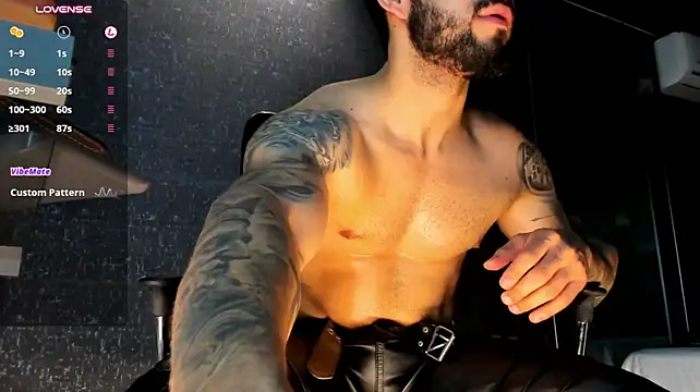 แชท XXX สดของ MarkWalker__