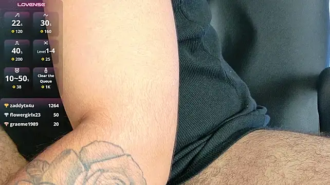Marcus_Aress777 Adlı Modelin Canlı XXX Sohbeti