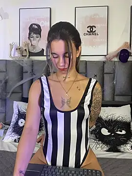 JuliaColemann: απευθείας συνομιλία ΧΧΧ