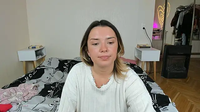 BrightDani লাইভ XXX চ্যাট