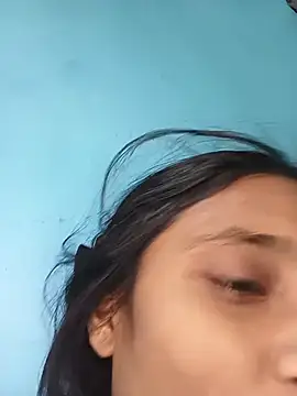 nikita_ranii Adlı Modelin Canlı XXX Sohbeti