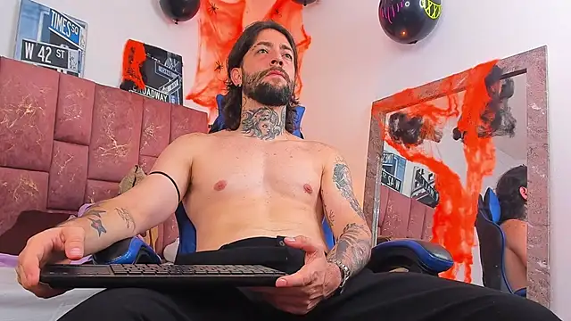 ALPHA_MASTER1 Live XXX Chat