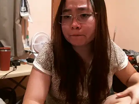 im_your_secret's Live XXX Chat