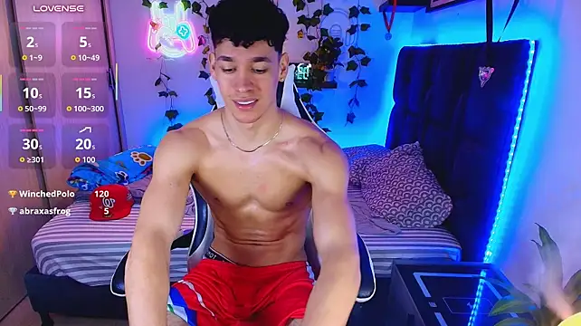 צ'אט XXX בשידור חי של Luke_Muscle