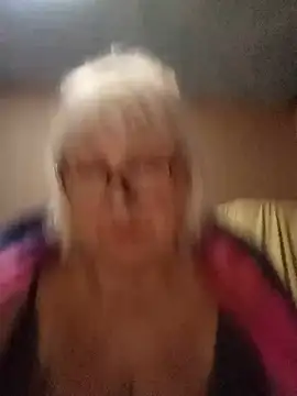 Chat +18 de Alexia64231 ao vivo