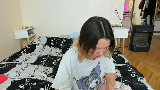 BrightDani live XXX chat