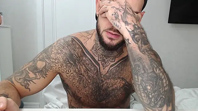 Chatroom XXX en direct de maxi_foxxx