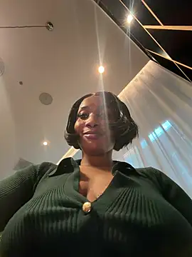 ___Nessa's Live XXX Chat