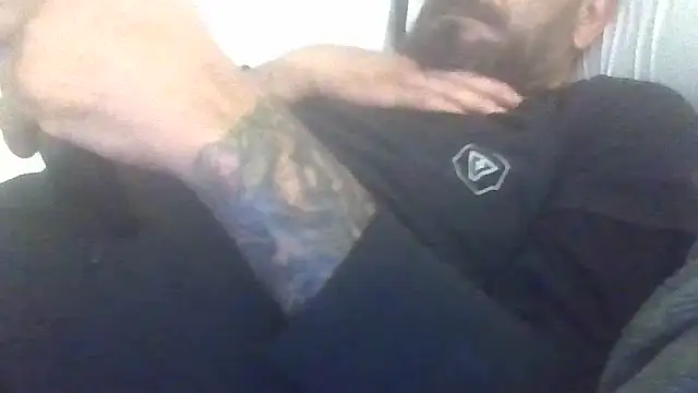 XXX chat uživo modela Call_Me_Snacks