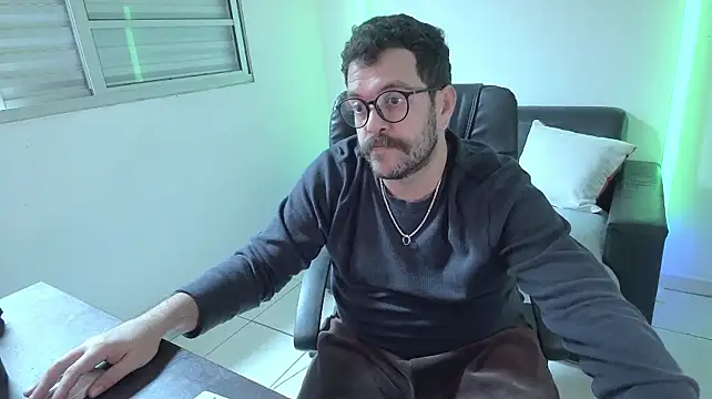 BadDaddyBrasil 现场XXX聊天
