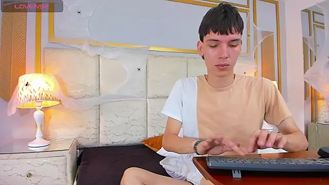 Chat XXX ao vivo de AbyssGaze