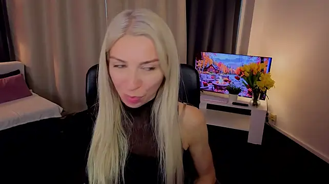 EllisSkyy's Live XXX Chat
