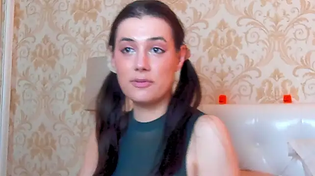 Chat XXX en directo de JuliaHunts