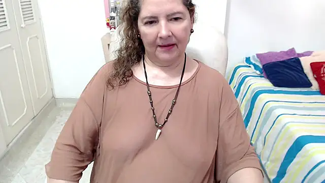 Chatroom XXX en direct de leonela_69