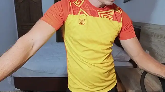 Marrymeplz Adlı Modelin Canlı XXX Sohbeti