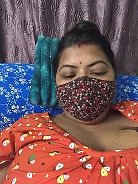 priya_bindass' Live XXX Chat