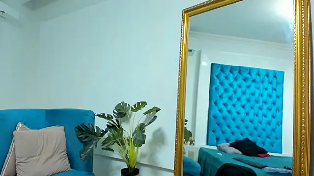 צ'אט XXX בשידור חי של Charliedamn