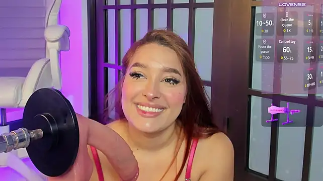Emily_Harpeer Chat XXX live