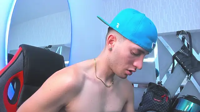 Czat XXX na żywo – hunterheat__
