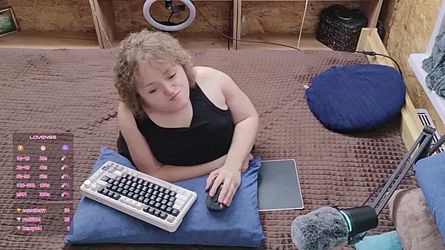 Онлайн чат XXX MiniNatalie