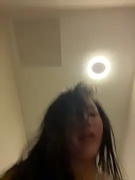 Bella_nasty69 Adlı Modelin Canlı XXX Sohbeti
