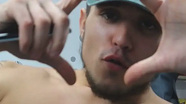 Avgust__ – Naživo XXX chat