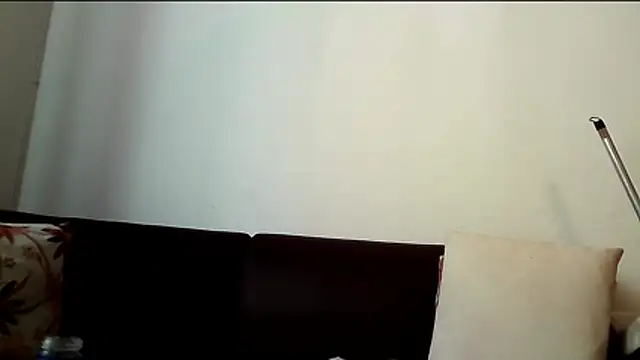 Reynaflow's Live XXX Chat