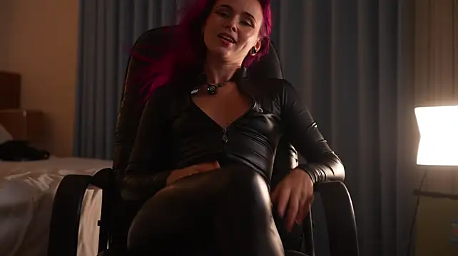 XXX chat uživo modela Sarah_Pink