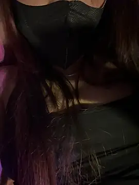 Louvi_ Live XXX-Chat