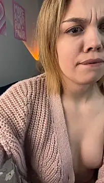Chatroom XXX en direct de TalyaMeow