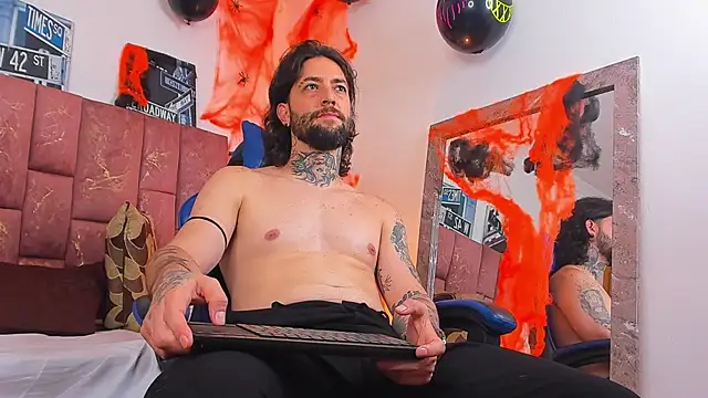 Chatroom XXX en direct de ALPHA_MASTER1