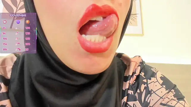 Chat +18 de hanajameela ao vivo