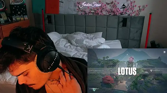 Chatroom XXX en direct de JordanShow