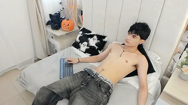 Chat XXX en directo de Alan__brook