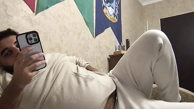 teddy_alan XXX чат на живо