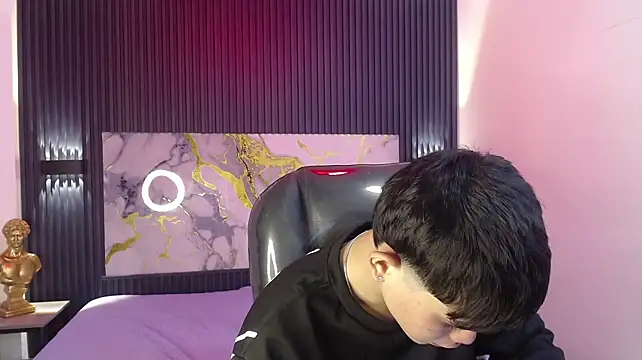 Chat XXX ao vivo de Eliot_rizzo