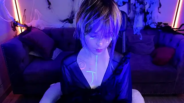 SelenaBless' Live XXX Chat