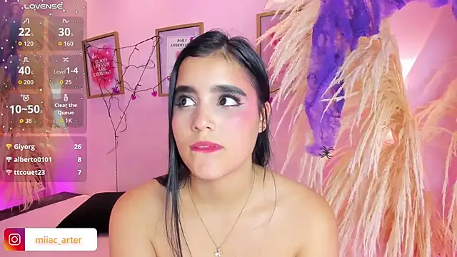 Živý XXX chat MiaaCarter_