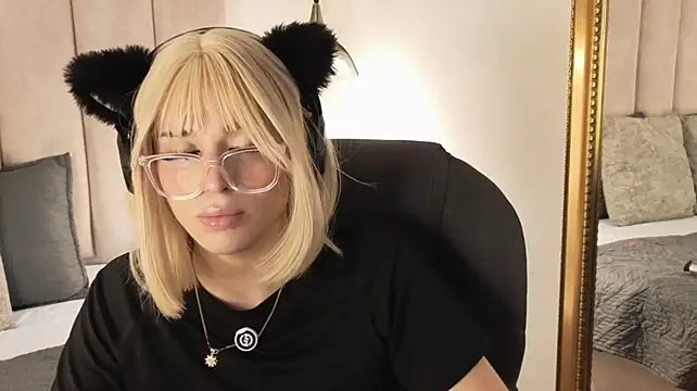 Chat +18 de Nioki_ ao vivo