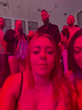ObviouslyPeachy Webcam-Show