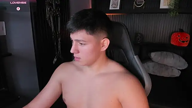 แชท XXX สดของ JamesCr_