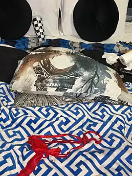 Nicole_bash লাইভ XXX চ্যাট